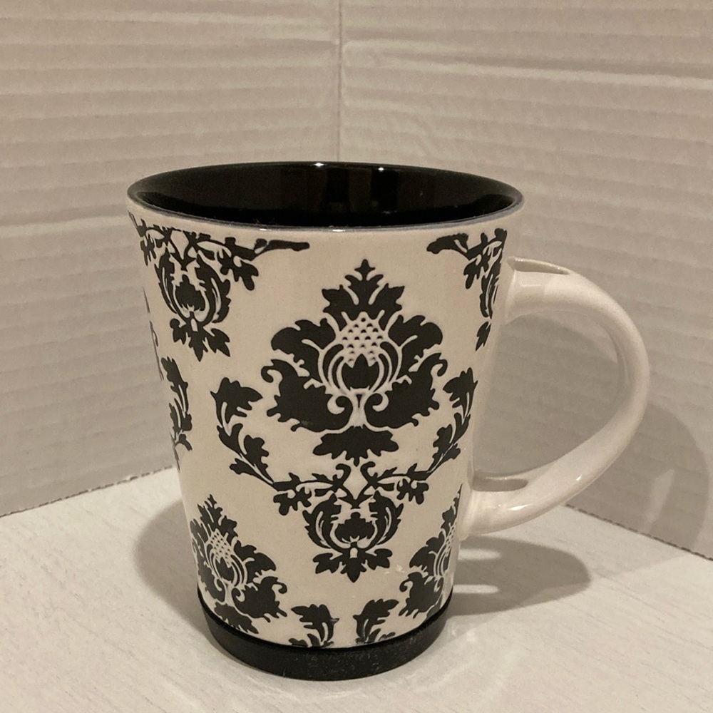 Pier 1 White and Black Damask Design Handpainted Stoneware Mug Cup